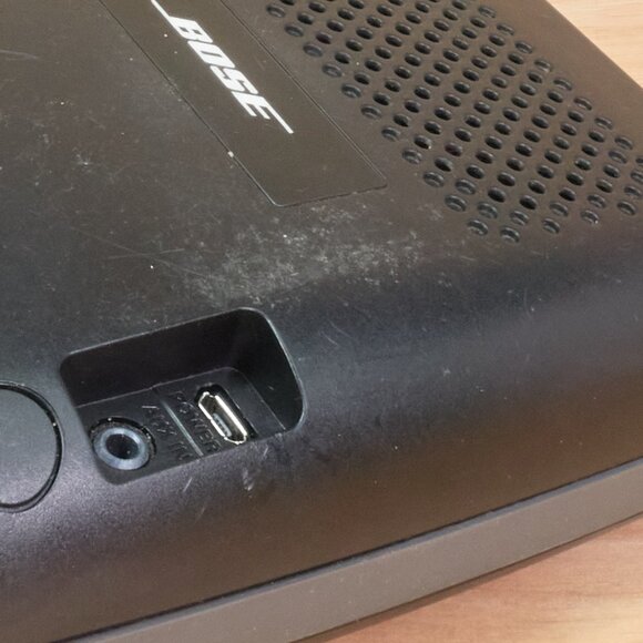 Bose SoundLink Color Bluetooth Speaker / Model 415859 / Tested Workin - Picture 10 of 11